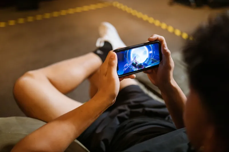 Big Fun, Small Window: The Design Tricks That Make Short Gaming Sessions Feel Complete